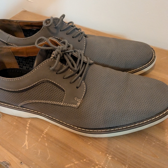 Steve Madden Other - Steve Madden Charcoal Oxfords